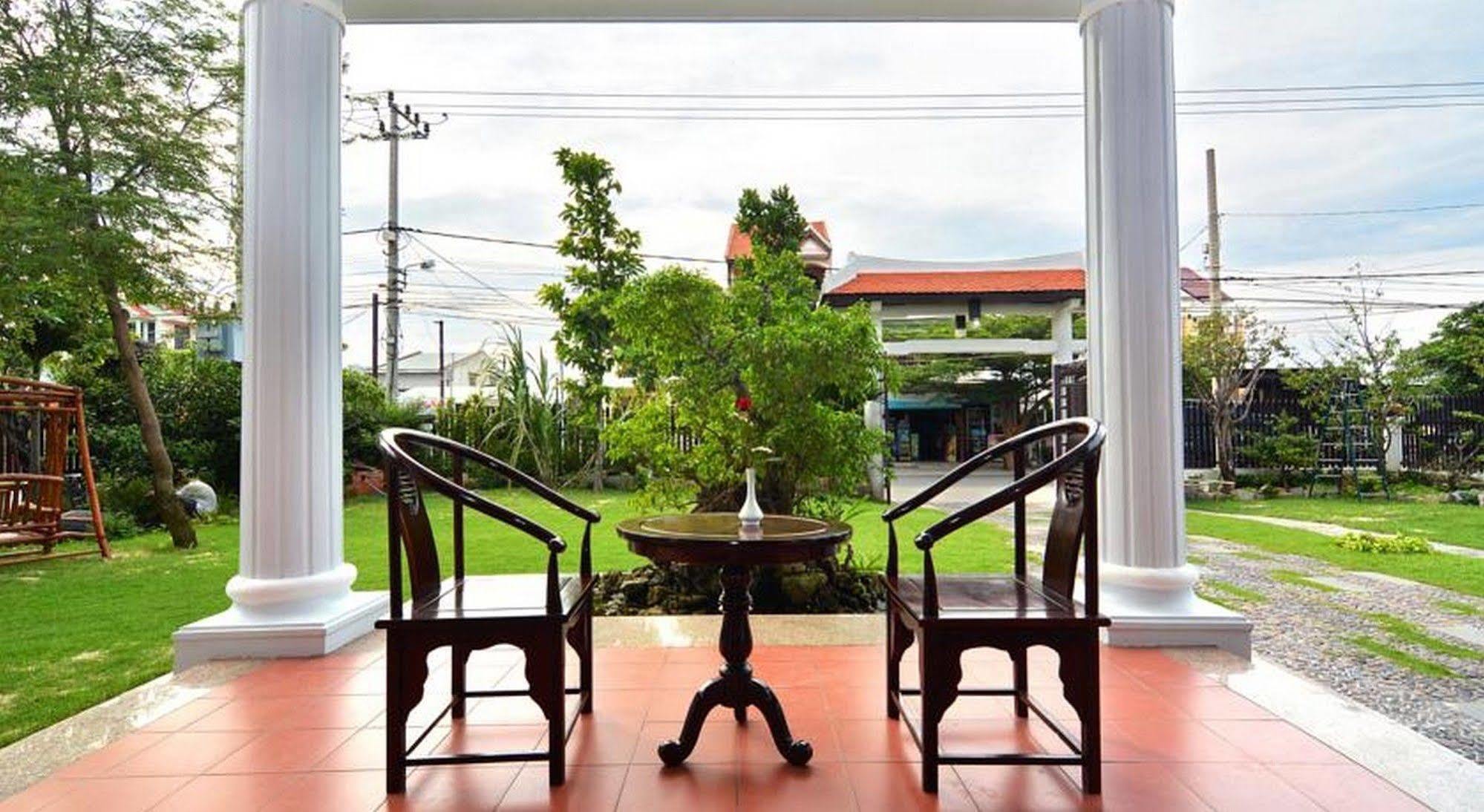 Garden Aroma Homestay ホイアン エクステリア 写真